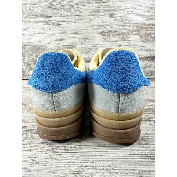 Women's Adidas Gazelle Bold Almost Blue/Gum Suede Sneakers Sz 7 EUC! Athletic - Picture 4 of 10